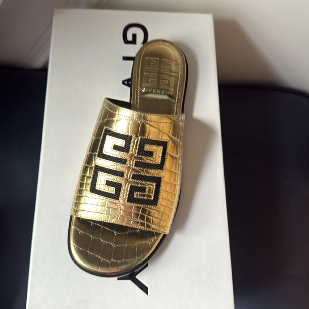 4G Givenchy Sandals 37 GOLD NEW WITH BOX